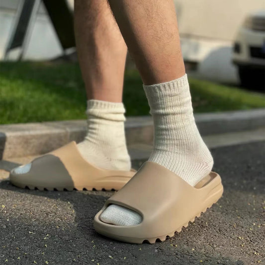 Comfy Cloud Men’s Slippers